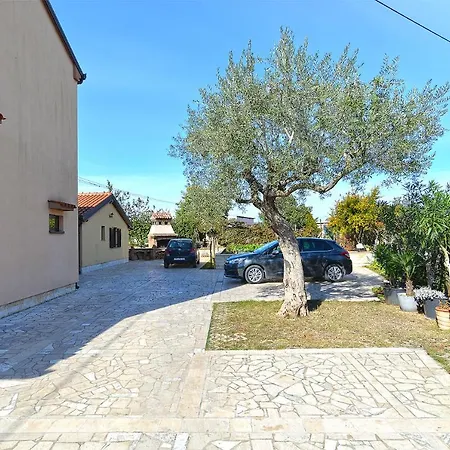 Apartament Ana 379