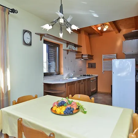 Appartement Ana 379 *